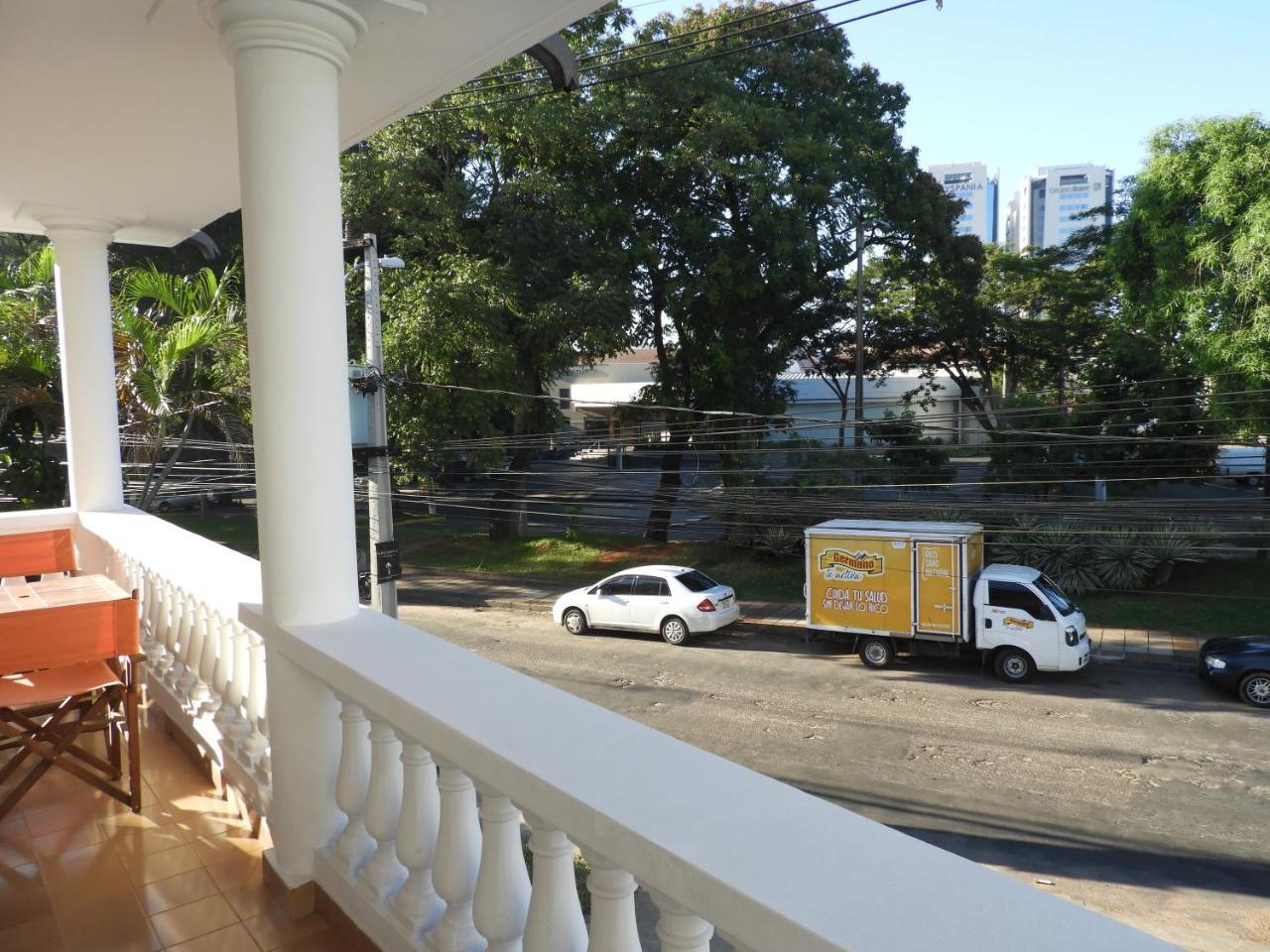 Hotel Casa Jardin アスンシオン エクステリア 写真